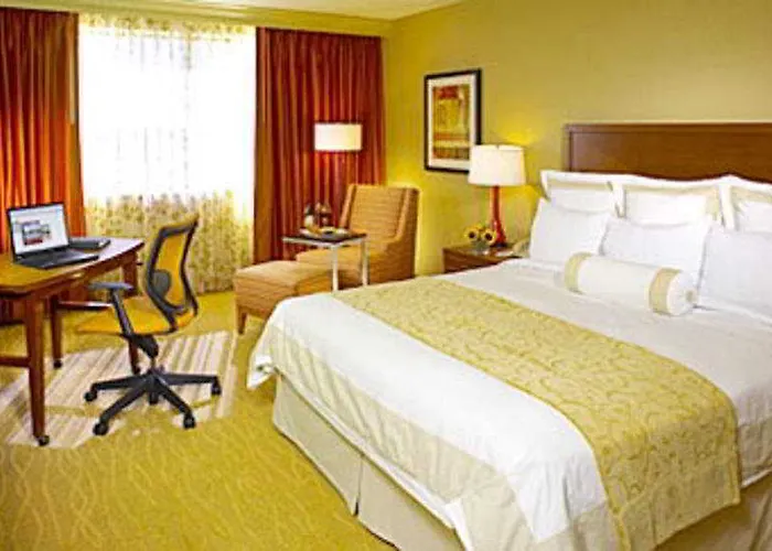 Hilton Chicago Hills & Conference Center Resort 4*