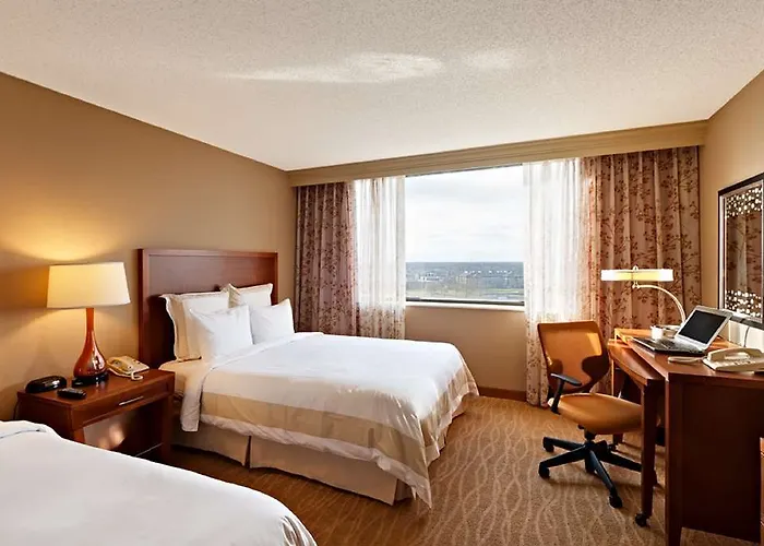Hilton Chicago Hills & Conference Center 4*